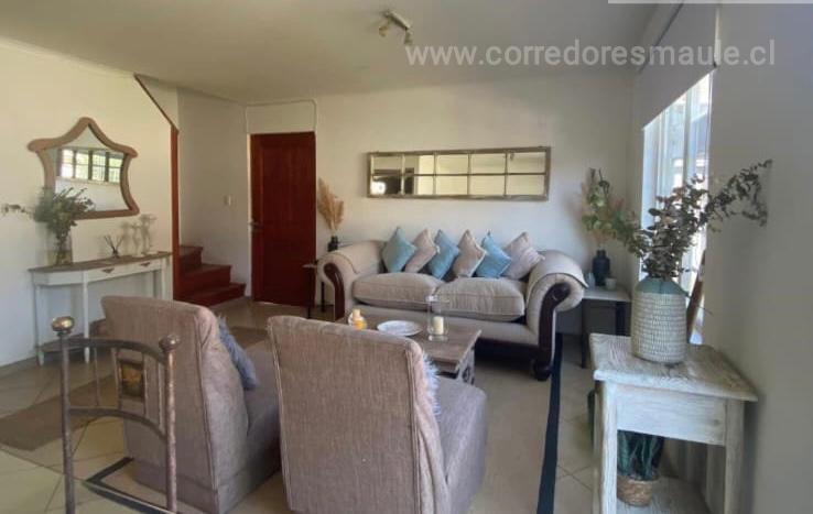 SE VENDE COMODA Y AMPLIA CASA EN VALLES DEL COUNTRY